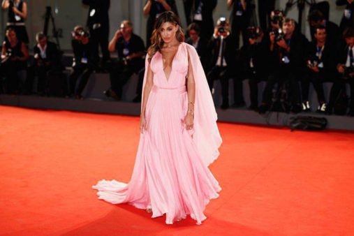 Belen Rodriguez in Alberta Ferretti 1