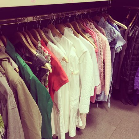 L'armadio che scoppia - negozi second hand
