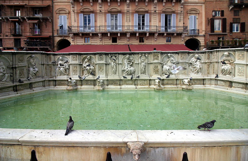 Fonte Gaia