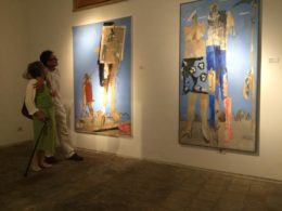 AG, la moglie Luciana e il figlio Nino visitano la mostra di Alberto Gianquinto