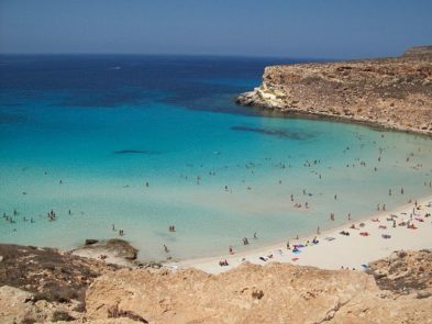 640px-Spiaggia_Isola_dei_Coniglio_Lampedusa