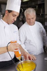 Iginio Massari e il capopasticcere Denis Dallago