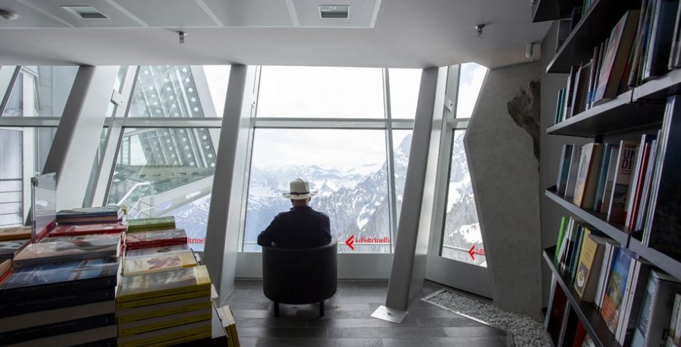 libreria sul monte bianco