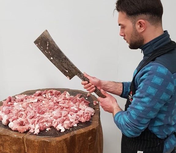 salsiccia al ceppo di Linguaglossa